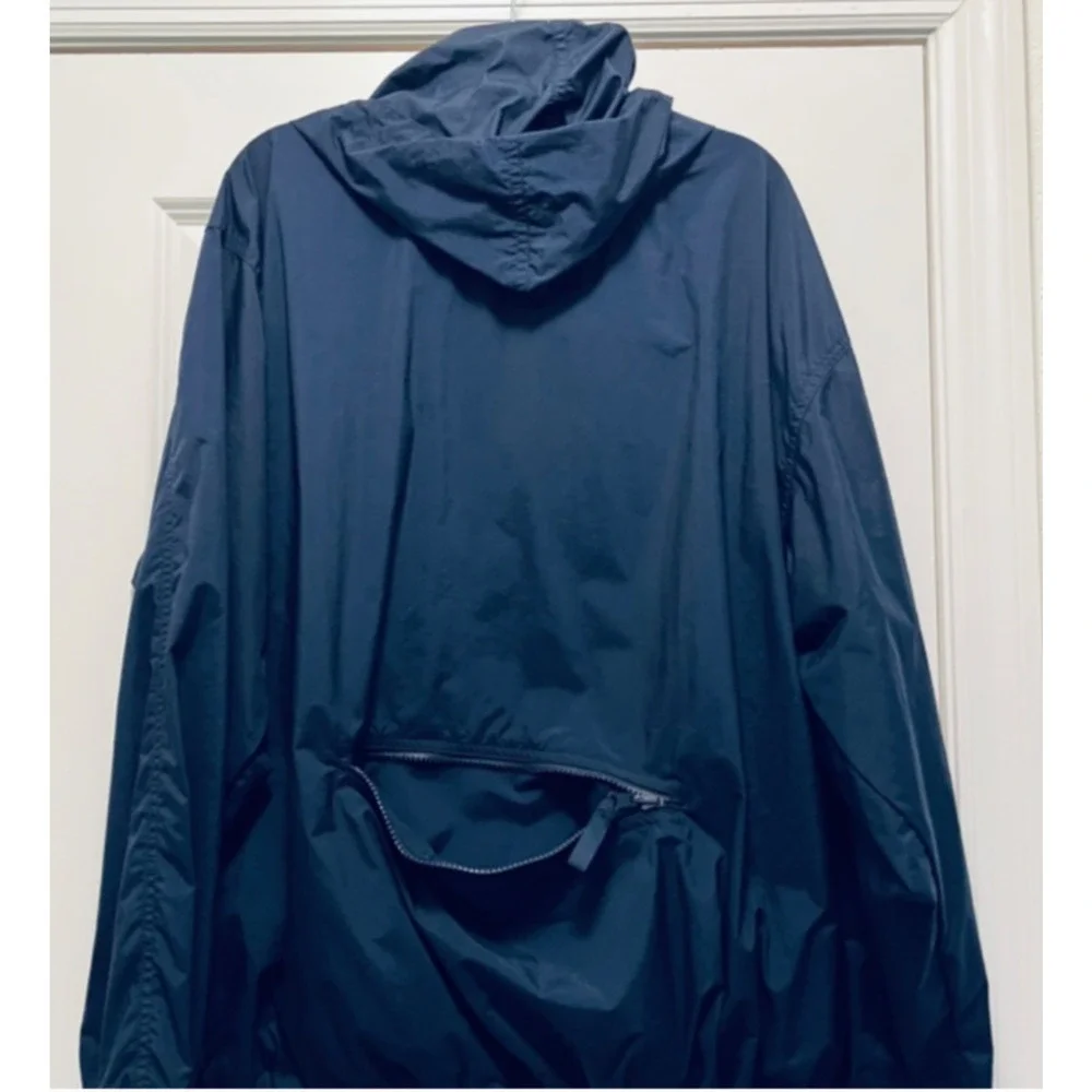 IZOD Windbreaker Men's Large Navy Blue Lightweight Coat - The Packable Jacket